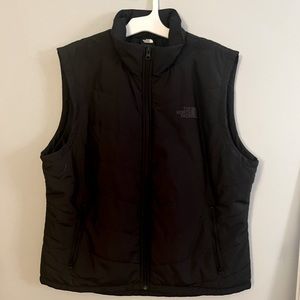 Women’s North Face vest